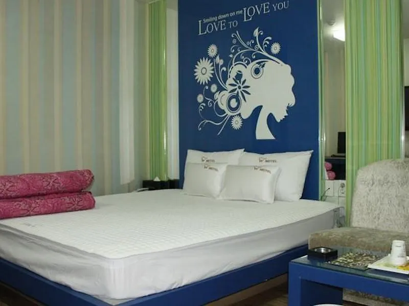 W Motel Busan 2*,