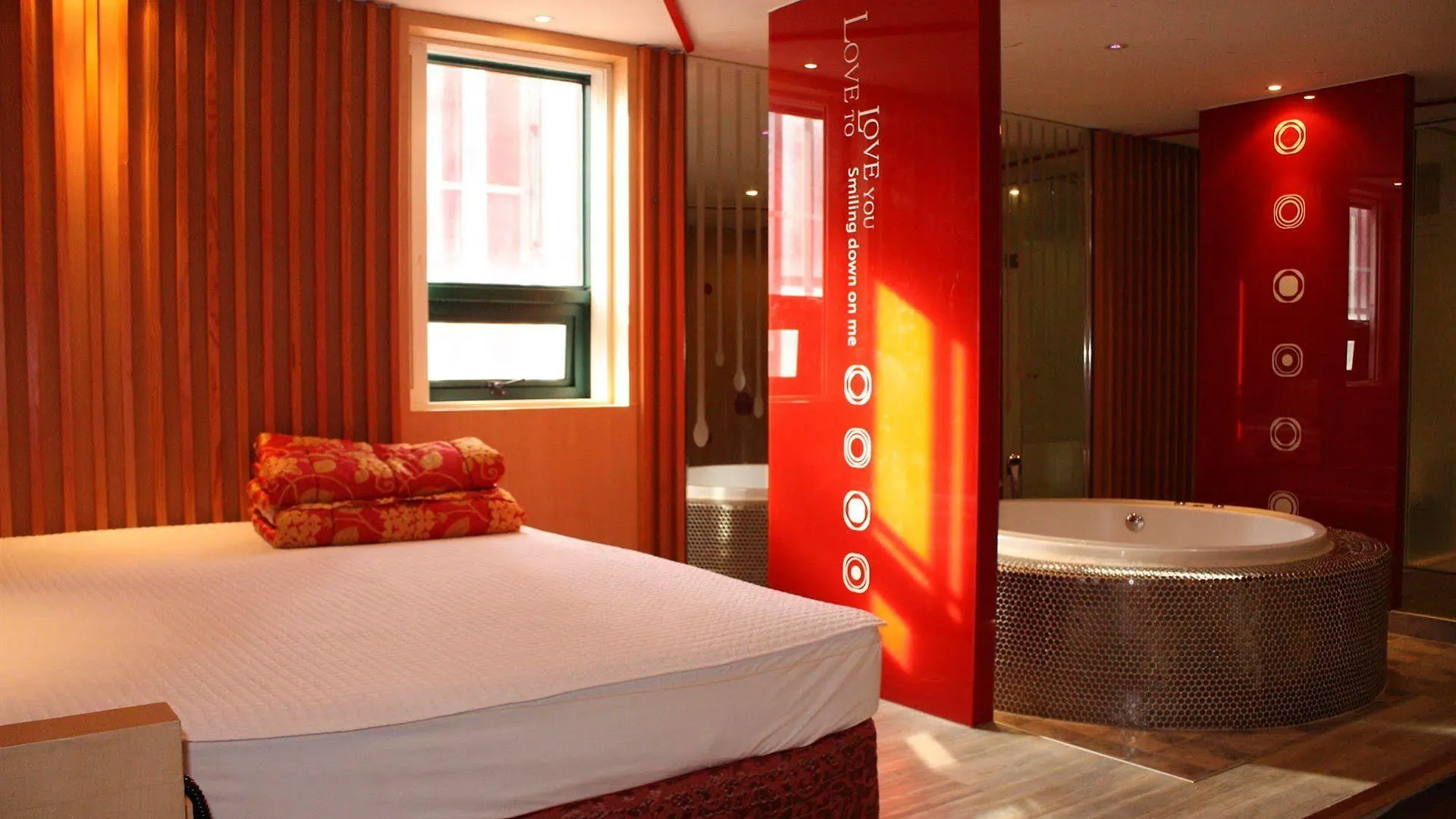 Hotel W Motel Busan